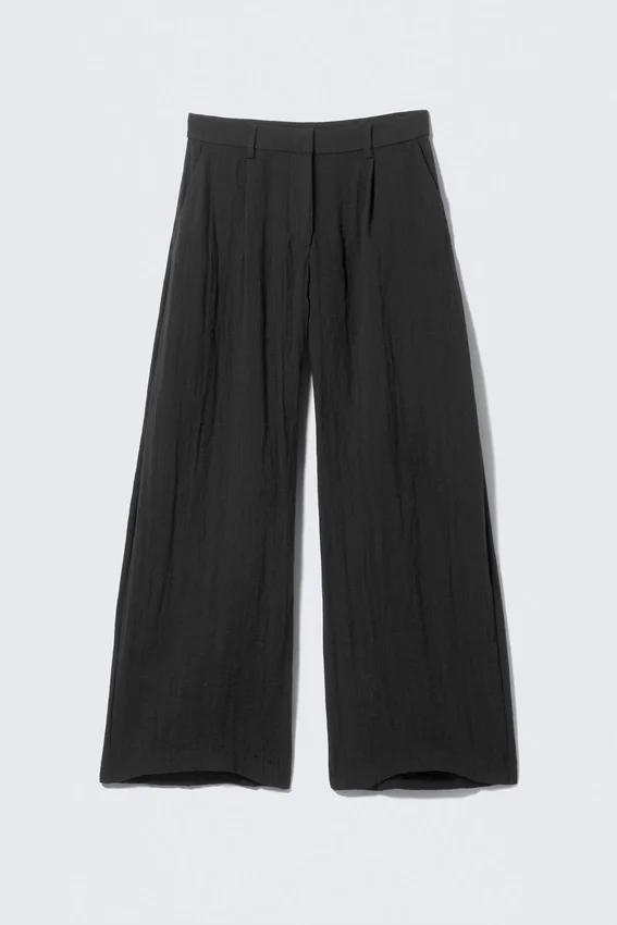Low Rise Wide Leg Crinkled Trousers – Black Low Rise Wide Leg Crinkled Trousers – Black
