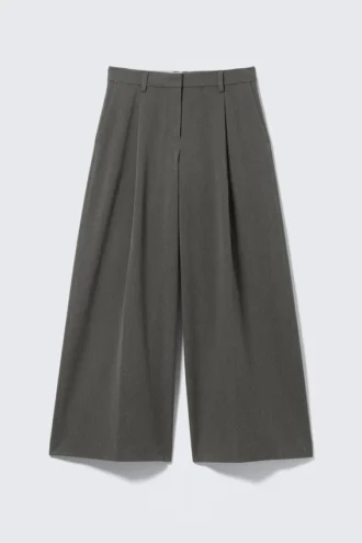 Low Rise Wide Leg Pleated Suiting Trousers – Dark Grey Melange