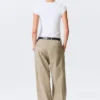 Low Rise Wide Leg Pleated Trousers – Beige Low Rise Wide Leg Pleated Trousers – Beige
