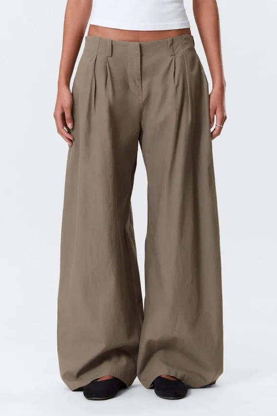 Low Rise Wide Leg Pleated Trousers – Dusty Mole Low Rise Wide Leg Pleated Trousers – Dusty Mole