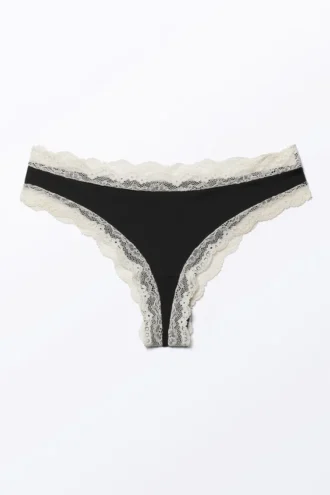 Low-Waist Lace Hipster Briefs – Black & Off-White
