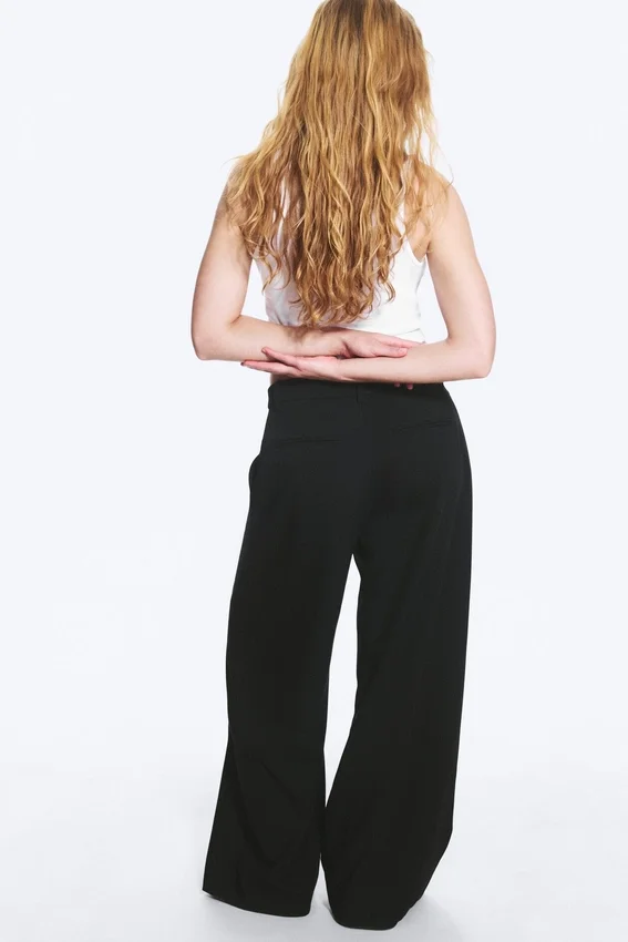 Low Waist Wide Suiting Trousers – Black Low Waist Wide Suiting Trousers – Black