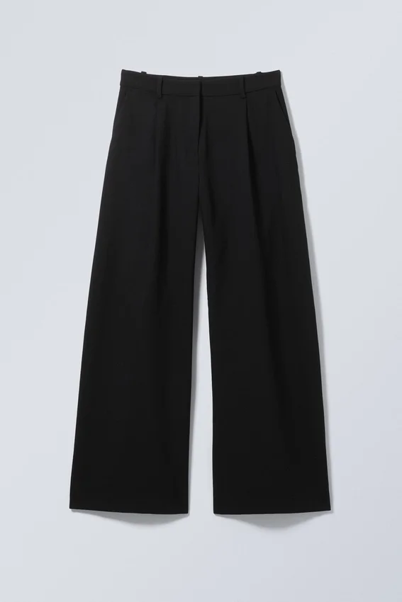 Low Waist Wide Suiting Trousers – Black Low Waist Wide Suiting Trousers – Black