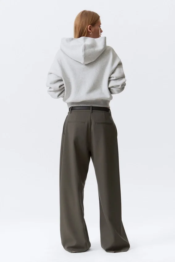 Low Waist Wide Suiting Trousers – Dark Grey Low Waist Wide Suiting Trousers – Dark Grey