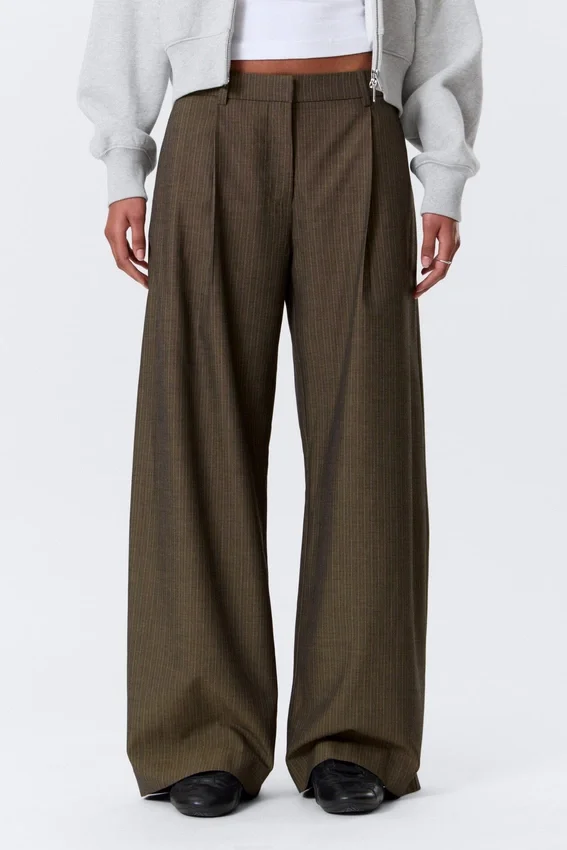 Low Waist Wide Suiting Trousers – Dark Mole – Pinstripe Low Waist Wide Suiting Trousers – Dark Mole – Pinstripe