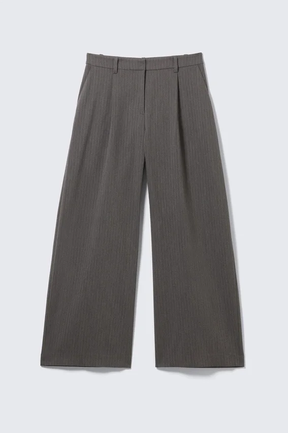 Low Waist Wide Suiting Trousers – Striped Dark Grey Low Waist Wide Suiting Trousers – Striped Dark Grey