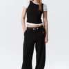 Low-Waisted Loose Fit Suit Trousers – Black Low-Waisted Loose Fit Suit Trousers – Black