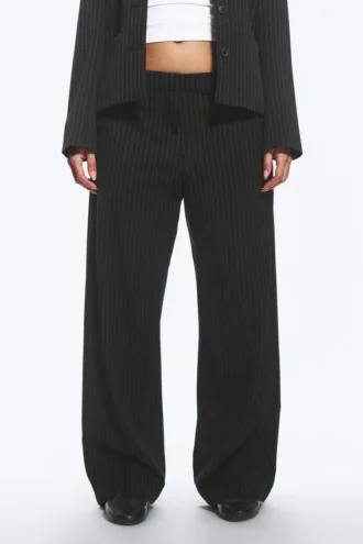 Low-Waisted Loose Fit Suit Trousers – Pinstriped Black
