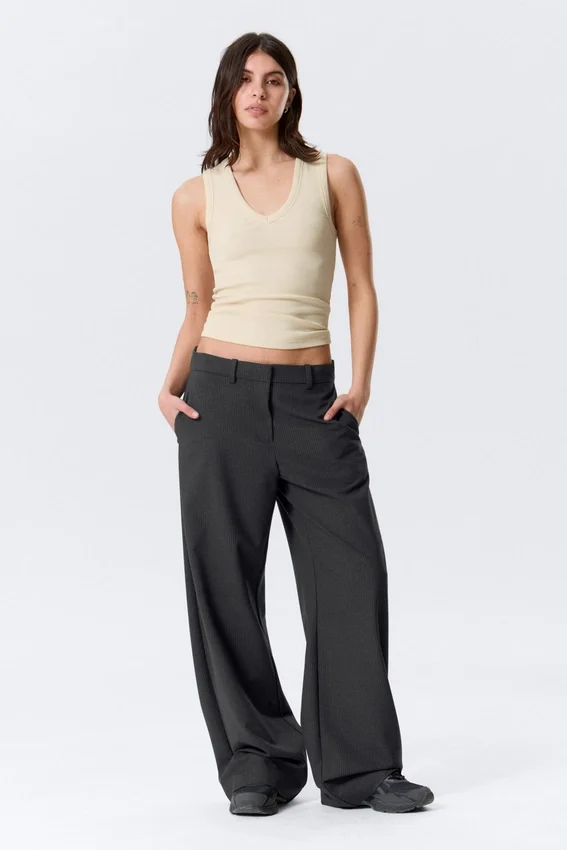 Low-Waisted Loose Fit Suit Trousers – Pinstriped Dark Grey Low-Waisted Loose Fit Suit Trousers – Pinstriped Dark Grey