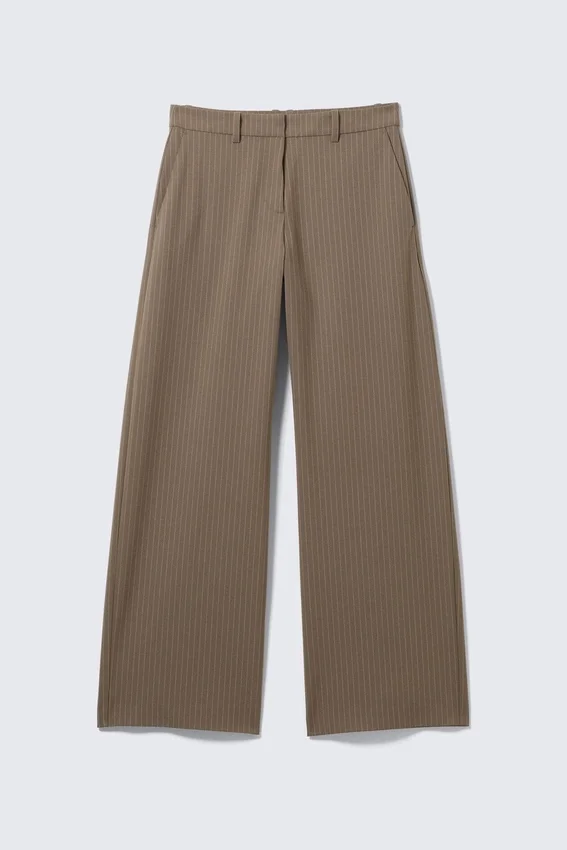 Low-Waisted Loose Fit Suit Trousers – Striped Dark Mole Low-Waisted Loose Fit Suit Trousers – Striped Dark Mole