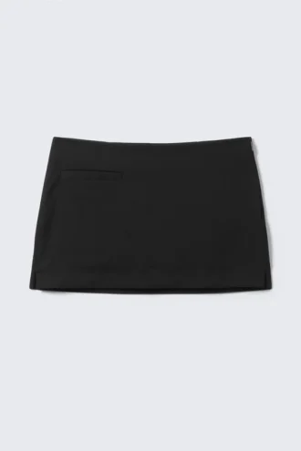 Low Waisted Mini Suiting Skirt – Black Low Waisted Mini Suiting Skirt – Black