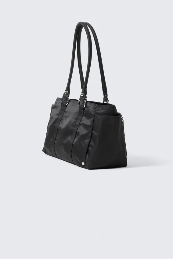 Medium Shoulder Bag with Pockets – Black Medium Shoulder Bag with Pockets – Black