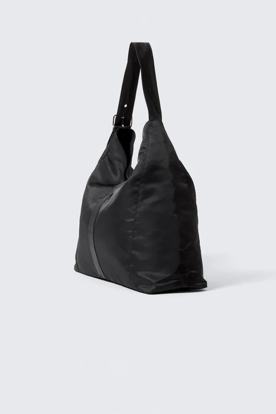 Medium Slouched Clasp Shoulder Bag – Black Medium Slouched Clasp Shoulder Bag – Black