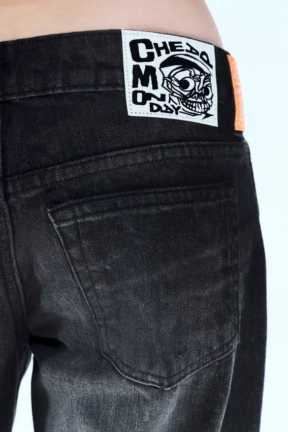 Messy Low Rise Regular Straight Jeans – Undone Black – Black | Cheap Monday Gb Messy Low Rise Regular Straight Jeans – Undone Black – Black | Cheap Monday Gb
