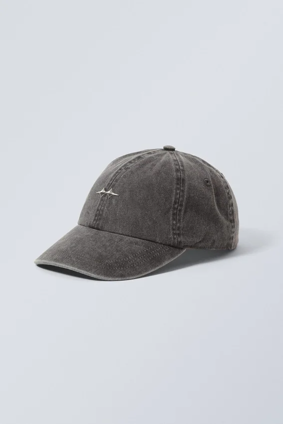Metal Detail Baseball Cap – Washed Dark Grey Metal Detail Baseball Cap – Washed Dark Grey