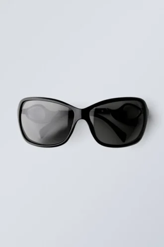 Metal Detailed Oval Sunglasses – Black
