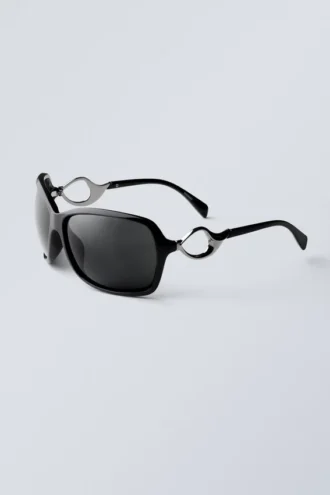 Metal Detailed Oval Sunglasses – Black
