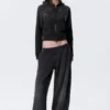 Mid-Rise Baggy Studded Graphic Sweatpants – Studded Black Mid-Rise Baggy Studded Graphic Sweatpants – Studded Black
