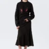 Mid Rise Curved Seam Midi Skirt – Black Mid Rise Curved Seam Midi Skirt – Black