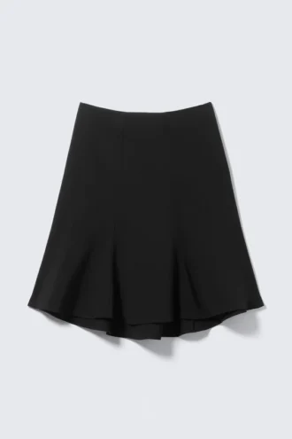 Mid Rise Flared Midi Skirt – Black