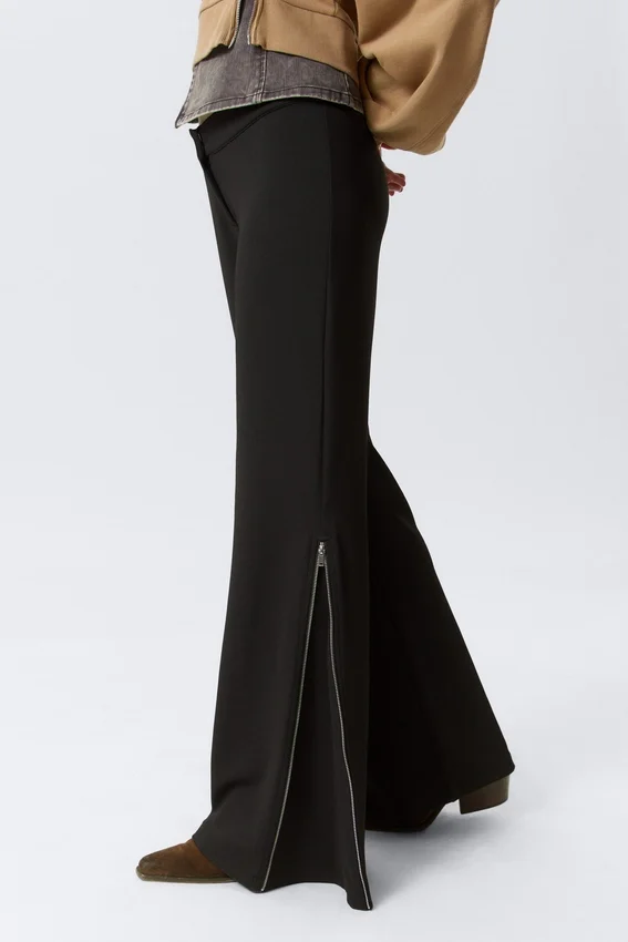 Mid Rise Flared Zip-Up Trousers – Black Mid Rise Flared Zip-Up Trousers – Black