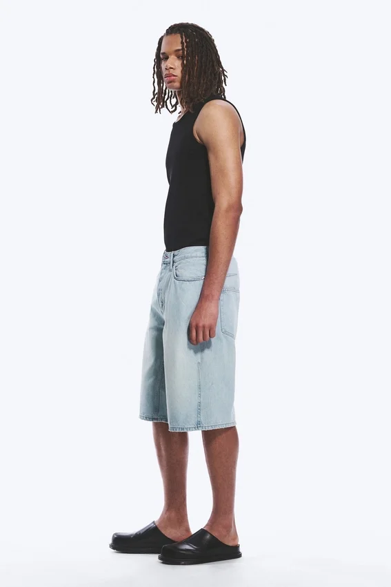 Mid Rise Loose Dart Detailed Denim Shorts – Dream Blue – Light Blue Mid Rise Loose Dart Detailed Denim Shorts – Dream Blue – Light Blue