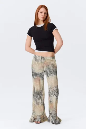 Mid Rise Loose Flounce Trousers – Beige – Snakeskin Pattern