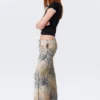 Mid Rise Loose Flounce Trousers – Beige – Snakeskin Pattern Mid Rise Loose Flounce Trousers – Beige – Snakeskin Pattern