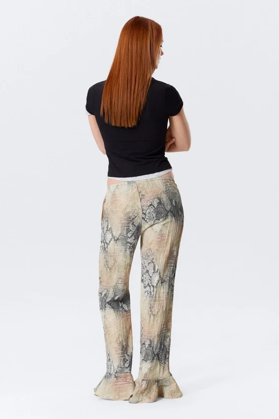 Mid Rise Loose Flounce Trousers – Beige – Snakeskin Pattern Mid Rise Loose Flounce Trousers – Beige – Snakeskin Pattern