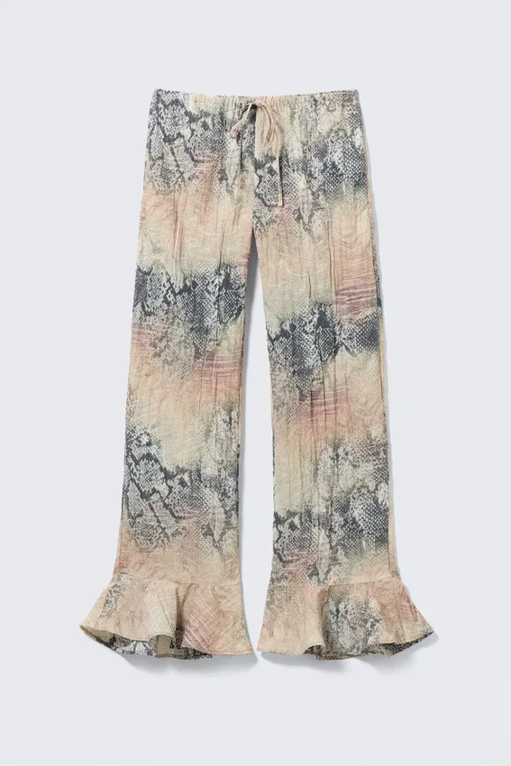 Mid Rise Loose Flounce Trousers – Beige – Snakeskin Pattern Mid Rise Loose Flounce Trousers – Beige – Snakeskin Pattern