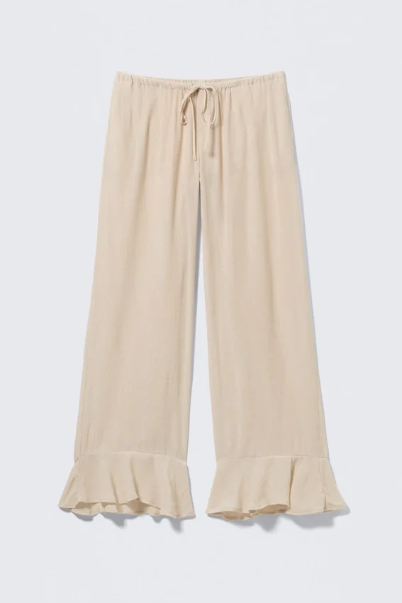 Mid Rise Loose Flounce Trousers – Light Beige Mid Rise Loose Flounce Trousers – Light Beige