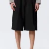 Mid Rise Loose Suiting Shorts – Black Mid Rise Loose Suiting Shorts – Black