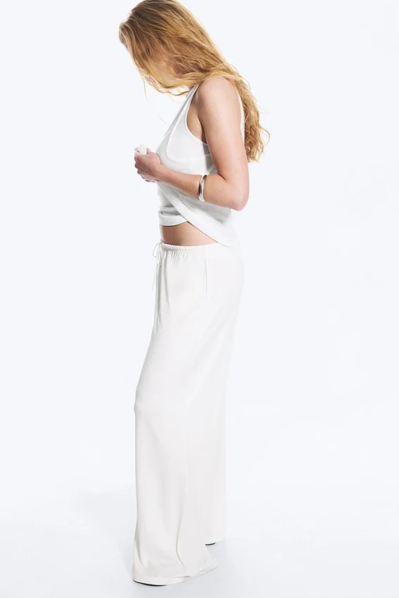 Mid Rise Loose Wide Leg Lyocell Trousers – White Mid Rise Loose Wide Leg Lyocell Trousers – White
