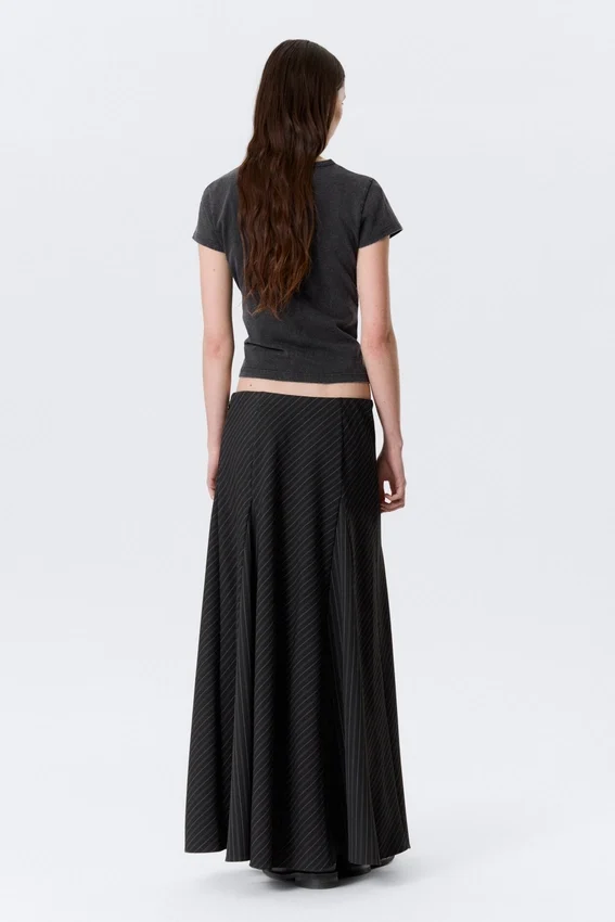Mid Rise Panelled Maxi Skirt – Black Mid Rise Panelled Maxi Skirt – Black