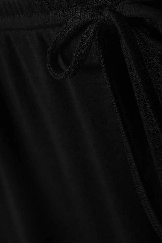 Mid Rise Relaxed Pyjama Trousers – Black Mid Rise Relaxed Pyjama Trousers – Black
