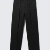 Mid Rise Relaxed Straight Leg Chino Trousers – Black Mid Rise Relaxed Straight Leg Chino Trousers – Black