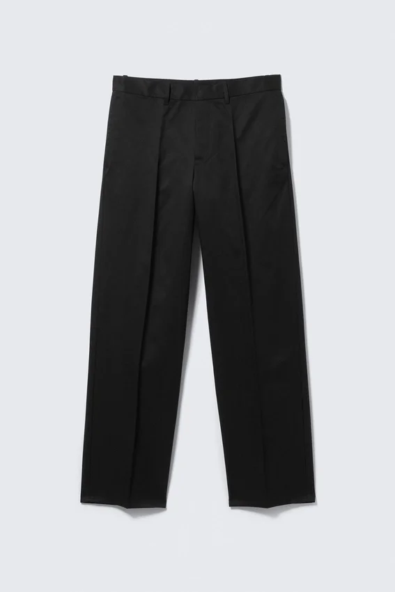 Mid Rise Relaxed Straight Leg Chino Trousers – Black Mid Rise Relaxed Straight Leg Chino Trousers – Black
