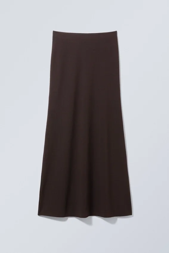 Mid Rise Slim Fit Maxi Skirt – Dark Brown Mid Rise Slim Fit Maxi Skirt – Dark Brown