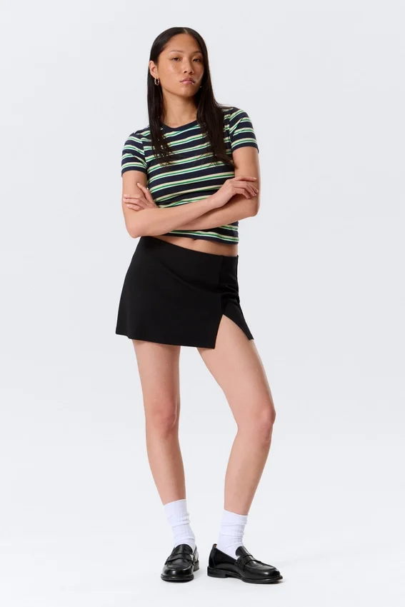 Mini Slit Skirt – Black Mini Slit Skirt – Black