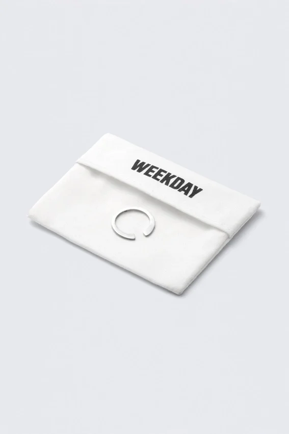 Minimal Silver-Plated Open Ring – Silver Minimal Silver-Plated Open Ring – Silver