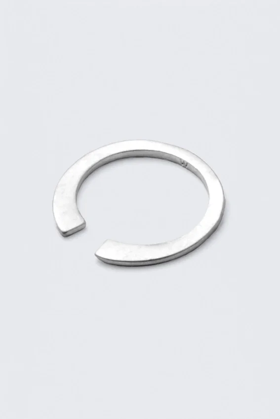 Minimal Silver-Plated Open Ring – Silver Minimal Silver-Plated Open Ring – Silver