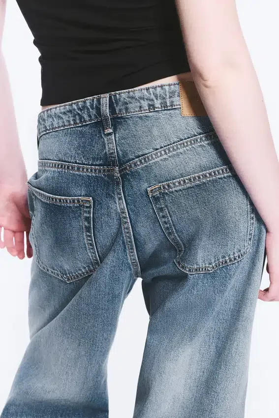 Missy Low Rise Loose Straight Jeans – Blue Horses – Medium Blue Missy Low Rise Loose Straight Jeans – Blue Horses – Medium Blue