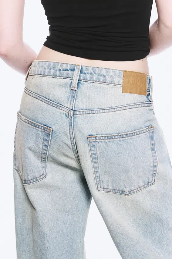 Missy Low Rise Loose Straight Jeans – Broken Blue – Light Blue Missy Low Rise Loose Straight Jeans – Broken Blue – Light Blue