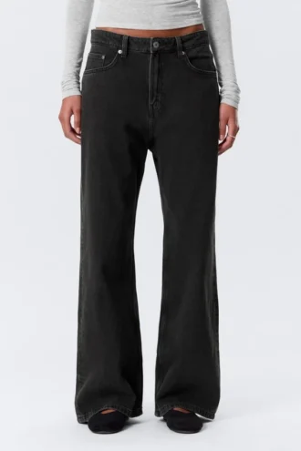 Missy Low Rise Loose Straight Jeans – Tuned Black – Black