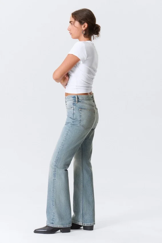 Moon Mid Rise Regular Bootcut Jeans – Seventeen Blue – Medium Blue Moon Mid Rise Regular Bootcut Jeans – Seventeen Blue – Medium Blue