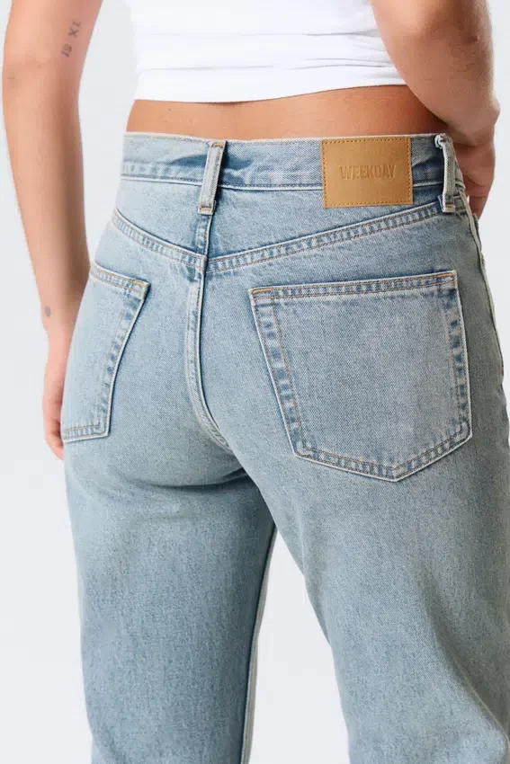 Moon Mid Rise Regular Bootcut Jeans – Seventeen Blue – Medium Blue Moon Mid Rise Regular Bootcut Jeans – Seventeen Blue – Medium Blue