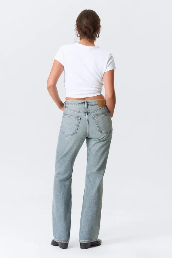 Moon Mid Rise Regular Bootcut Jeans – Seventeen Blue – Medium Blue Moon Mid Rise Regular Bootcut Jeans – Seventeen Blue – Medium Blue