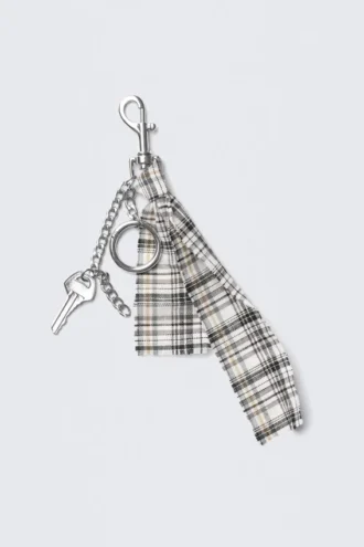 Multi-Charm Keyring – Checked Fabric