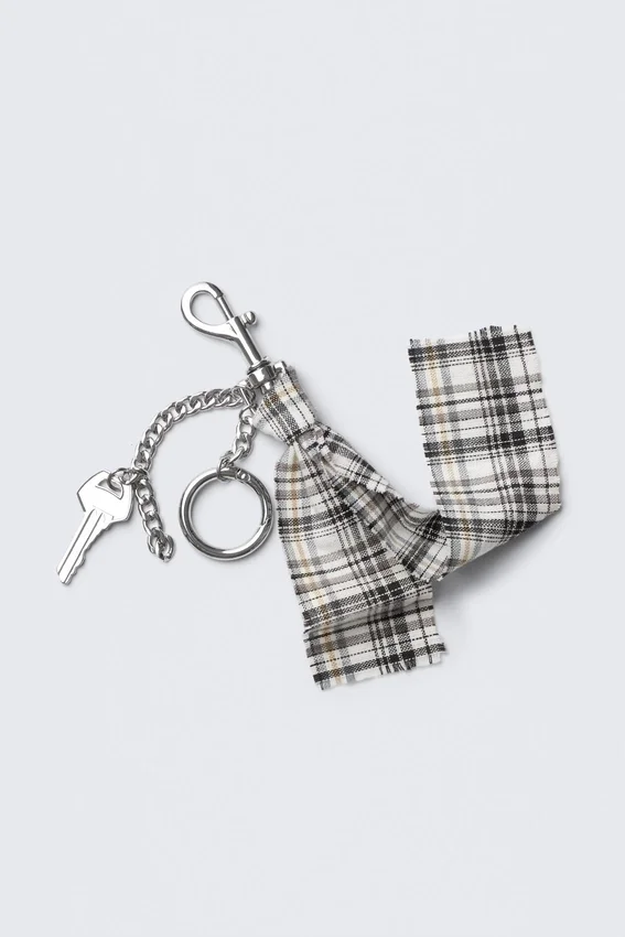 Multi-Charm Keyring – Checked Fabric Multi-Charm Keyring – Checked Fabric