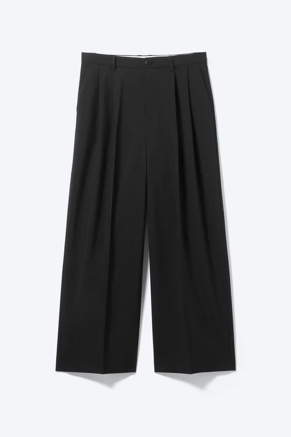 Nate Baggy Fit Pleated Suit Trousers – Black Nate Baggy Fit Pleated Suit Trousers – Black